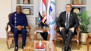 صورة رئيس التنظيم والإدارة: مستعدون لنقل خبراتنا إلى سيراليون في الإصلاح الإداري