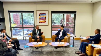 صورة وزير البترول يشهد توقيع خطاب نوايا مع جامعة كيرتن الأسترالية لتطوير قدرات الكوادر التعدينية في مصر