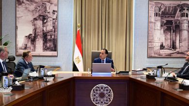 صورة مدبولي يتابع توافر الاحتياطي الإستراتيجي من المنتجات البترولية وسداد مستحقات الشركاء الأجانب