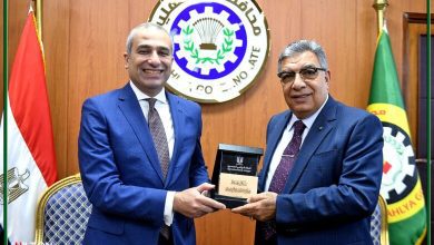 صورة رئيس البنك الزراعي المصري يلتقي محافظ الدقهلية لتعزيز التعاون في المشروعات التنموية وتمويل صغار المزارعين