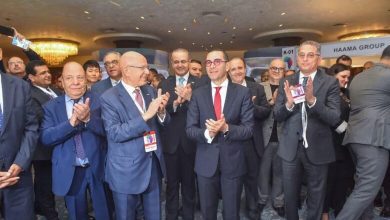 صورة الخطيب: الحكومة تعمل على تهيئة بيئة استثمارية جاذبة لقطاع المنسوجات والملابس الجاهزة والمفروشات المنزلية