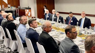 صورة وزير البترول يلتقي المديرين التنفيذيين لـ 13 شركة استرالية عاملة بقطاع التعدين