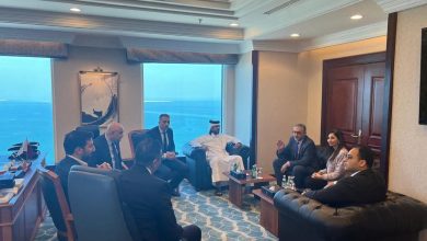 صورة وفد مصري يبحث مع مجموعة من الشركات القطرية فرص التعاون والاستثمار بمصر