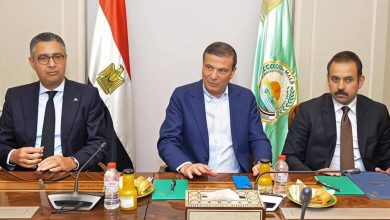 صورة وزيرا الزراعة والتموين ورئيس جهاز مستقبل مصر يبحثون تحفيز الإنتاج المحلي من الدواجن