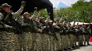 صورة فنزويلا ترفع جاهزيتها العسكرية وسط توتر مع واشنطن.. وماكرون يحذر من انفلات في الكاريبي