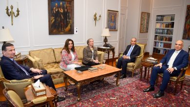 صورة وزير الخارجية يلتقي السكرتير التنفيذي لاتفاقية الأمم المتحدة لمكافحة التصحر