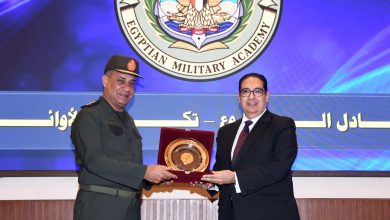 صورة الأكاديمية العسكرية المصرية تنظم حفل إنتهاء دورة تعايش طلبة جامعة القاهرة بالأكاديمية