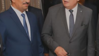 صورة وزير الإعلام العُماني يُنعي الدكتور صابر عرب