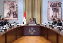 صورة رئيس الوزراء يُتابع إجراءات منع تهريب السلع والبضائع في مختلف المنافذ