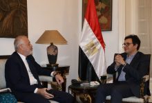 صورة وزير الثقافة يلتقي سفير اليونان بالقاهرة لبحث تعزيز التعاون الثقافي والفني بين البلدين