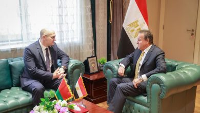 صورة وزير الصحة يؤكد عمق العلاقات المصرية البيلاروسية الوطيدة وتطورها المستمر بمختلف المجالات
