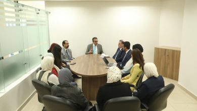 صورة وزير الصحة يتفقد مقر المرصد الإعلامي بالوزارة ويوجه باستخدام أحدث الأدوات التكنولوجية في رصد الشائعات والرد عليها