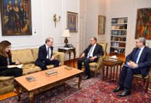 صورة وزير الخارجية يؤكد ضرورة التوصل إلى تسوية عادلة ومستدامة للقضية الفلسطينية