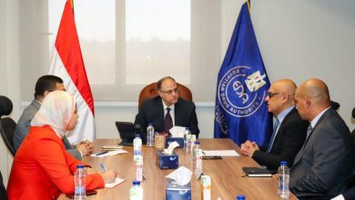 صورة د. الغمراوي: مستمرون في دعم بيئة دوائية جاذبة للاستثمار وضمان توافر المستحضرات الحيوية للمريض المصري