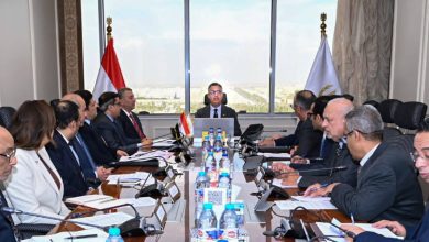 صورة وزير التموين يترأس اجتماع اللجنة العليا للمطاحن للاطمئنان على جودة الدقيق بالقطاعين العام والخاص