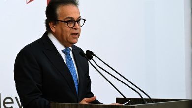 صورة وزير الصحة: نعمل على تطوير المنظومة الصحية  والاهتمام بالتوسع في البنية التحتية للمستشفيات