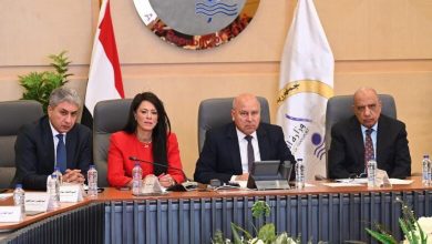 صورة “الوزير” : تشكيل لجنة لدراسة أسباب التشوهات الجمركية الضارة بالصناعة المحلية وإيجاد سبل لحلها