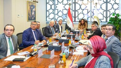 صورة “عوض” تبحث فرص تعزيز الاستثمار البيئي داخل المحميات الطبيعية