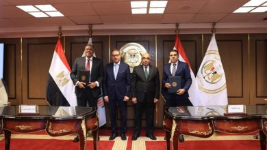 صورة البنك الأهلي المصري يفتتح أول قاعات تقاضٍ إلكترونية متكاملة