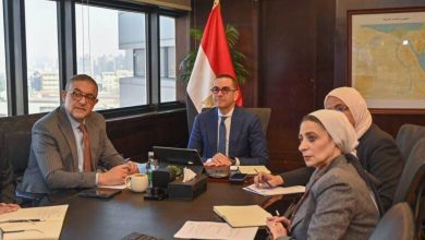 صورة الخطيب يبحث تعزيز العلاقات الاستثمارية والتجارية مع كوريا الجنوبية