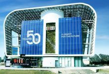 صورة البنك التجاري الدولي يرفع عائد شهادات Plus و Premium الثلاثية إلى 16 و 17.25% للإصدارات الجديدة بداية من اليوم صورة حسام منير حسام منير أرسل بريدا إلكترونيا11/12/2025 فيسبوك X لينكدإن Tumblr بينتيريست Reddit ماسنجر مشاركة عبر البريد قرر البنك التجاري الدولي رفع العائد على شهادات Plus و Premium الثلاثية للإصدارات الجديدة بداية من اليوم إلى 16% و17.25% ، بدلا من 15.50% و 16% على التوالي ، ويتم صرف عائد الشهادتين شهريا. كما قرر البنك رفع الحد الأدنى لشراء شهادة PLUS إلى مليون جنيه بدلا من 500 ألف ، والحد الأدنى لشراء شهادة Premium إلى 5 ملايين جنيه بدلا من مليون جنيه. يأتي ذلك فيما أبقى البنك على عائد شهادة Prime عند 15% ، والحد الأدنى للشراء عند 100 ألف جنيه دون تغيير. ويبلغ عائد استراد شهادة plus خلال السنة الأولى ، بعد الـ 6 أشهر الأولى ، 13% والسنة الثانية 12% و السنة الثالثة 11%، بينما يبلغ لشهادة Premium 15% للسنة الأولى و14% للسنة الثانية و 13% للسنة الثالثة.