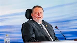 صورة قرار جمهوري بتشكيل مجلس إدارة البنك المركزي المصري برئاسة حسن عبدالله لمدة عام آخر