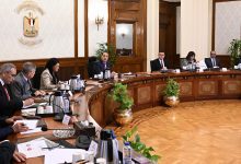 صورة رئيس الوزراء يُتابع الموقف التنفيذي لمشروعات تحلية مياه البحر