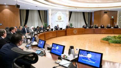 صورة مدبولي يدعو رجال الأعمال والمستثمرين لضخ مزيد من الاستثمارات داخل الدولة