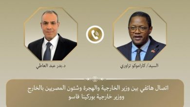 صورة وزير الخارجية يبحث هاتفيًا مع نظيره البوركيني تعزيز العلاقات الثنائية