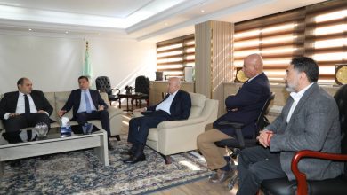 صورة ” وزير الزراعة”  ورئيس “حماية المنافسة” يبحثان مع اتحاد الدواجن آليات ضبط السوق وحماية الصناعة الوطنية