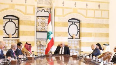 صورة السفير المصرى في بيروت يشارك في اجتماع ممثلى دول اللجنة الخماسية مع رئيس الجمهورية اللبنانية