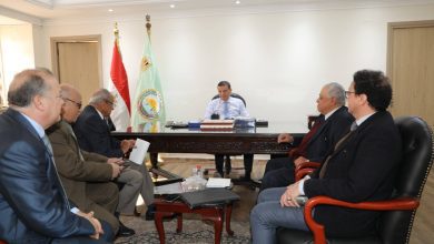 صورة وزير الزراعة يستقبل مجلس إدارة “فلاحة البساتين” ويبحث سبل تعزيز التعاون المشترك