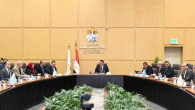 صورة “الشربيني” يؤكد على زيادة عوامل الجذب، والمحفزات للمشروعات التي تنفذها الوزارة بالمدن الجديدة