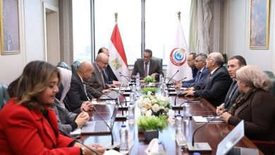 صورة وزير الصحة  يستقبل ممثل منظمة الصحة العالمية لمتابعة مستجدات التعاون في الاستجابة لأزمتي السودان وغزة