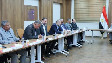 صورة هيئة الدواء تبحث مع ممثلي غرفة صناعة الدواء والموزعين ونقابة الصيادلة آليات تنفيذ قرار سحب الأدوية منتهية الصلاحية وتعزيز ضبط السوق الدوائي