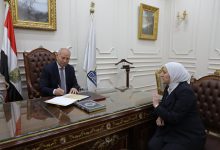 صورة محافظ القاهرة يعتمد نتيجة الفصل الدراسى الأول لالشهادة الاعدادية بنسبة نجاح  71 %