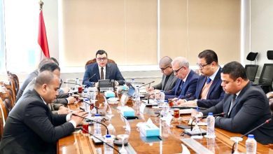 صورة وزير الإسكان يتابع الأعمال الجارية بالمنطقة المخصصة كبديل لمنطقتي سملا وعلم الروم وموقف التعويضات