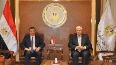 صورة وزيرا التعليم العالي والزراعة يبحثان تفاصيل مشروع إنشاء جامعة الغذاء في مصر