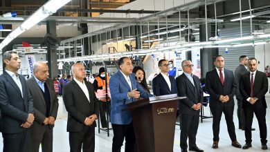 صورة مدبولي: قطاع المنسوجات والملابس الجاهزة يمثل ركيزة أساسية في تعزيز الصادرات المصرية