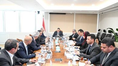 صورة وزير الإسكان يعقد اجتماعًا مع مسئولي شركة سامكريت لمتابعة الموقف التنفيذي للمشروعات التي تنفذها