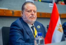 صورة محافظ المركزي يعلن إنشاء صندوق تعليم خاص بمبادرة «منحة علماء المستقبل»