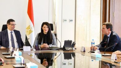 صورة وزارة التخطيط  توقع مذكرة تفاهم مع “شنايدر إلكتريك مصر”