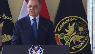 صورة وزير الداخلية يُهنئ كبار قادة القوات المسلحة بمناسبة الاحتفال بذكرى العاشر من رمضان