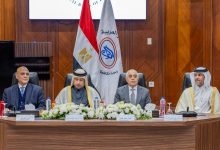 صورة رئيس وحدة مكافحة غسل الأموال وتمويل الإرهاب المصرية يلتقي النائب العام القطري