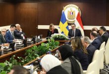 صورة وزير الصحة يبحث مع وفد الشركات السويدية تعزيز الشراكات الاستراتيجية في القطاع الصحي