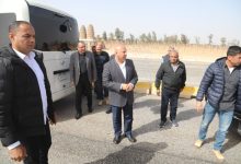 صورة ” الوزير”  يتفقد مواقع العمل بمشروع تطوير ورفع كفاءة الطريق الدائري الإقليمي