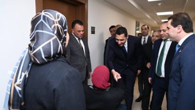 صورة وزير الشباب والرياضة يتفقد قطاعات الوزارة في أول أيام عمله