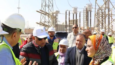 صورة وزير الكهرباء يتفقد محطة الربط الكهربائي المصري السعودي العملاقة تمهيدًا للتشغيل وإطلاق التيار