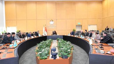 صورة وزيرة الإسكان تعقد اجتماعًأ موسعًا لمتابعة تنفيذ مشروعات المبادرة الرئاسية “حياة كريمة”