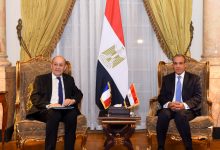 صورة وزير الخارجية يؤكد للمبعوث الشخصي للرئيس الفرنسي موقف مصر الراسخ والداعم لسيادة لبنان
